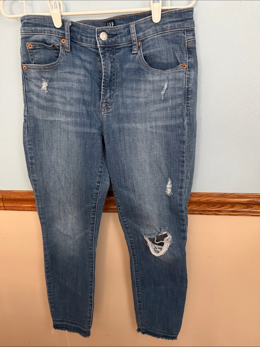 GAP Women's Medium Blue Distressed Ankle Jeans